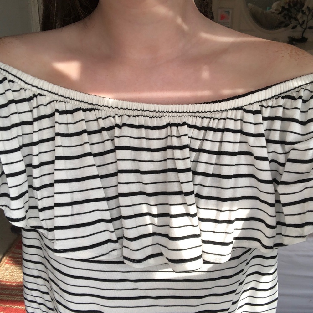 American eagle of the shoulder striped shirt